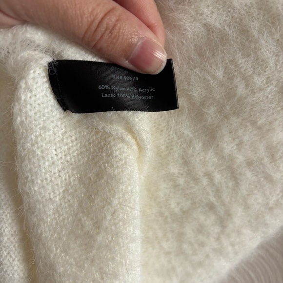 Boston Proper Cream/ White Lace Trim Plush Sweater Size Small - Picture 8 of 8